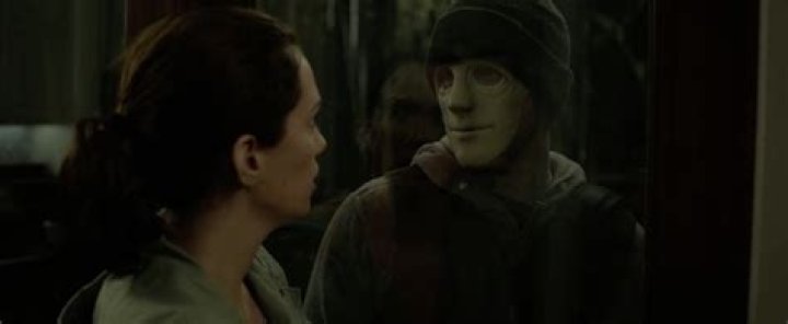 Does hush deaf girl die?