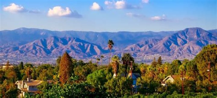 Is Redlands a safe city?